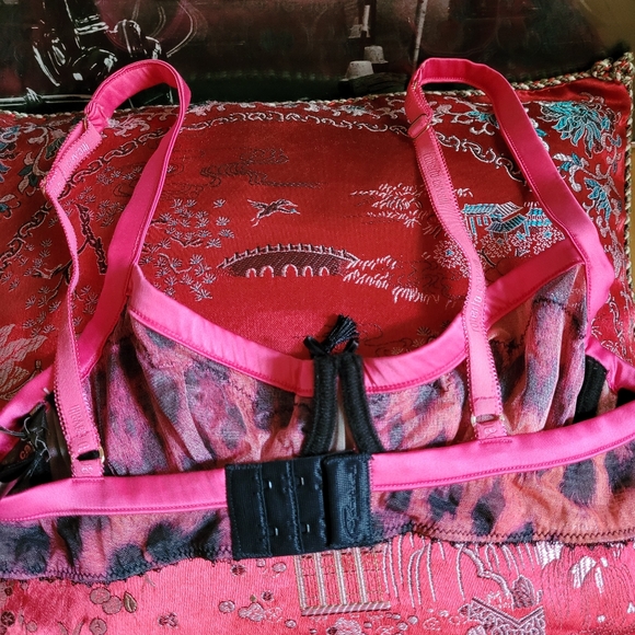 Roberto Cavalli NWT pink lace pink leopard print size 32 - Picture 3 of 7